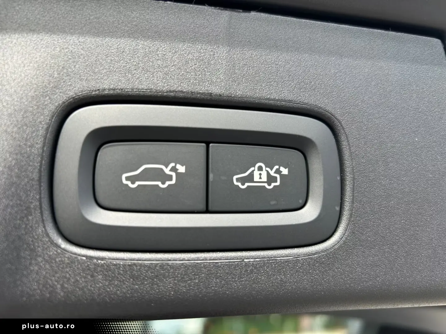 Volvo V90 T6 Hybrid AWD Plus Dark