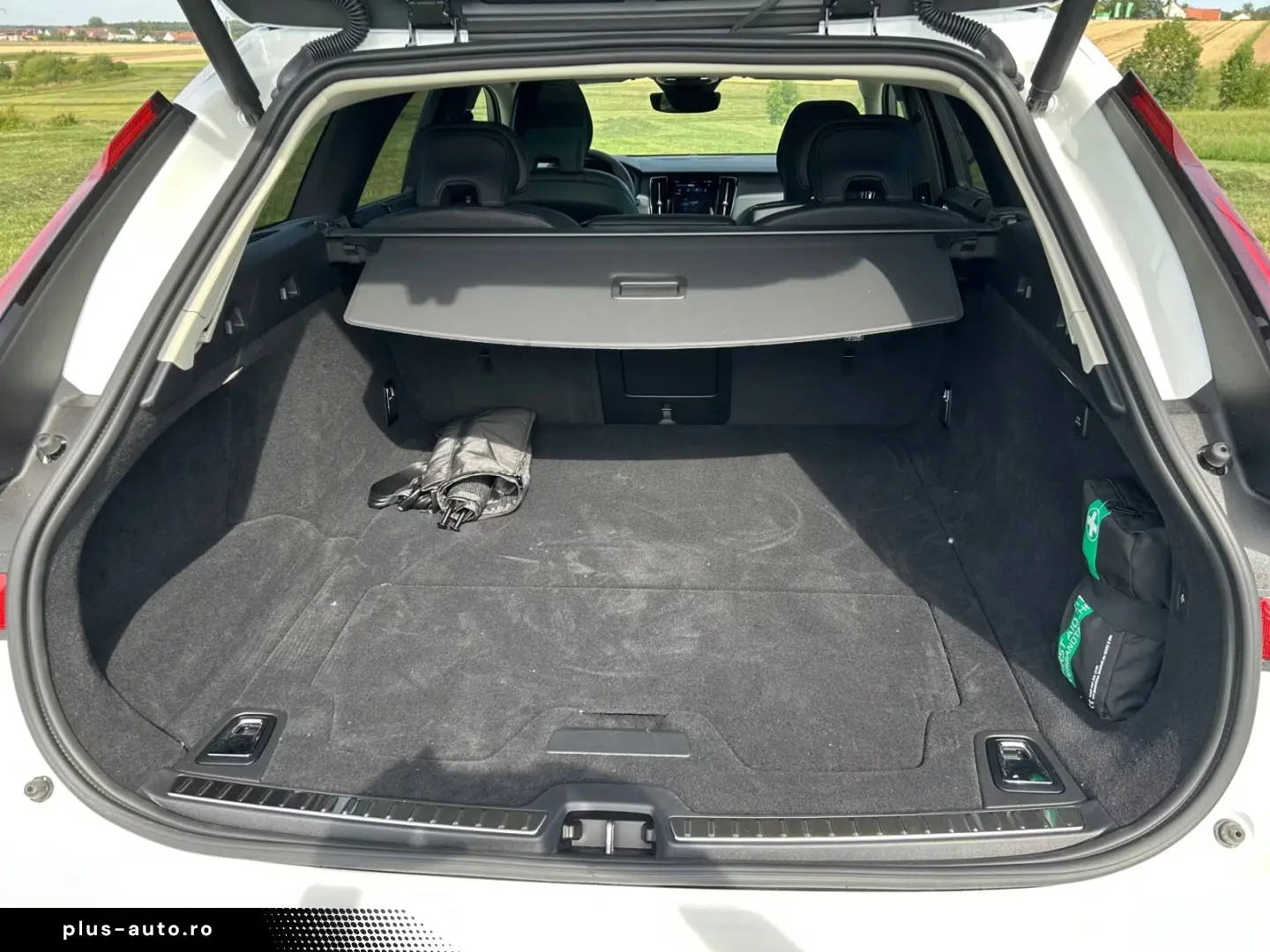 Volvo V90 T6 Hybrid AWD Plus Dark