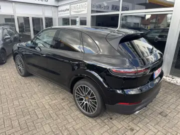 PORSCHE Cayenne Pano Luft. 21  BOSE HuD Kamera