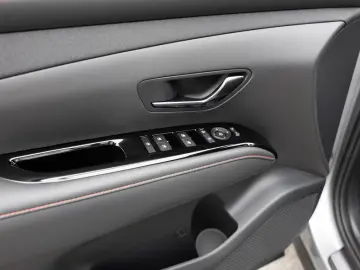 Hyundai Tucson 1.6 N Line 2WD LED ACC NAVI KAMERA SHZ