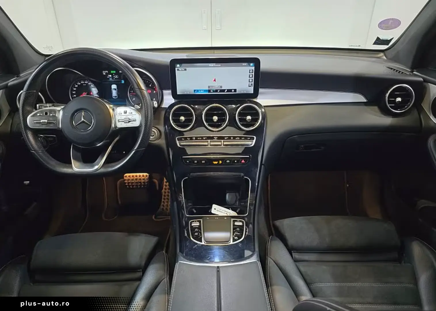 MERCEDES-BENZ GLC 300 de Coupe AMG Night 4Matic
