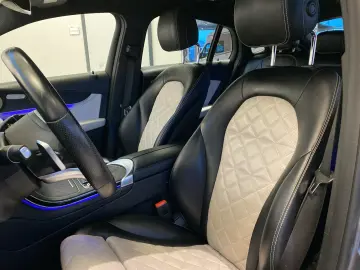 MERCEDES-BENZ GLC 300 de 4M Coupé AMG Kamera