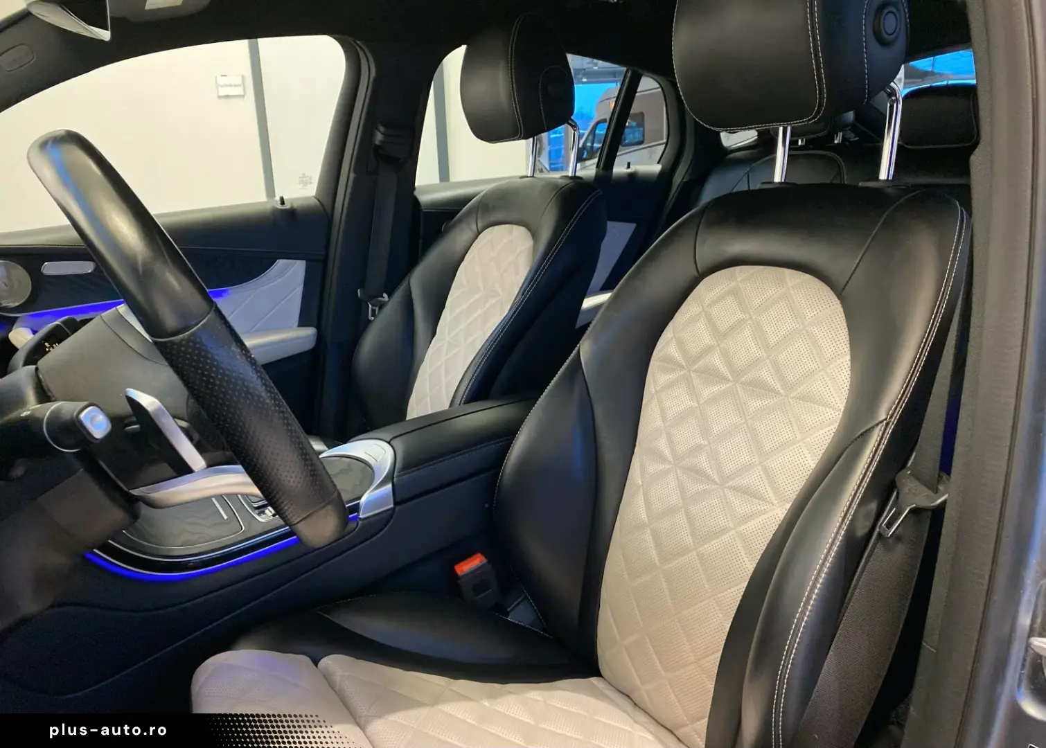 MERCEDES-BENZ GLC 300 de 4M Coupé AMG Kamera