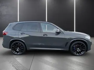 BMW X5 xDrive40d 22 ALU M SPORTPAKET AHK SKY LOUNGE