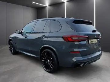 BMW X5 xDrive40d 22 ALU M SPORTPAKET AHK SKY LOUNGE