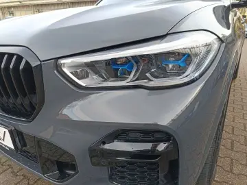 BMW X5 xDrive40d 22 ALU M SPORTPAKET AHK SKY LOUNGE