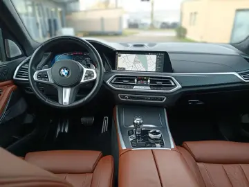BMW X5 xDrive40d 22 ALU M SPORTPAKET AHK SKY LOUNGE