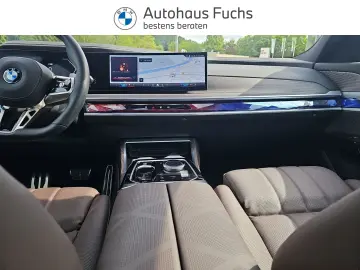 BMW 740 d xDrive MSport Pro StandHZG LederMerino AHK