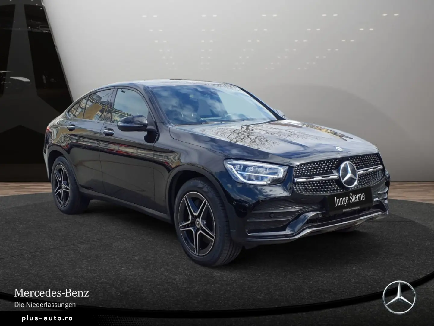 MERCEDES-BENZ GLC 300 de 4M Cp AMG Night MBUX Nav  Distr AIR