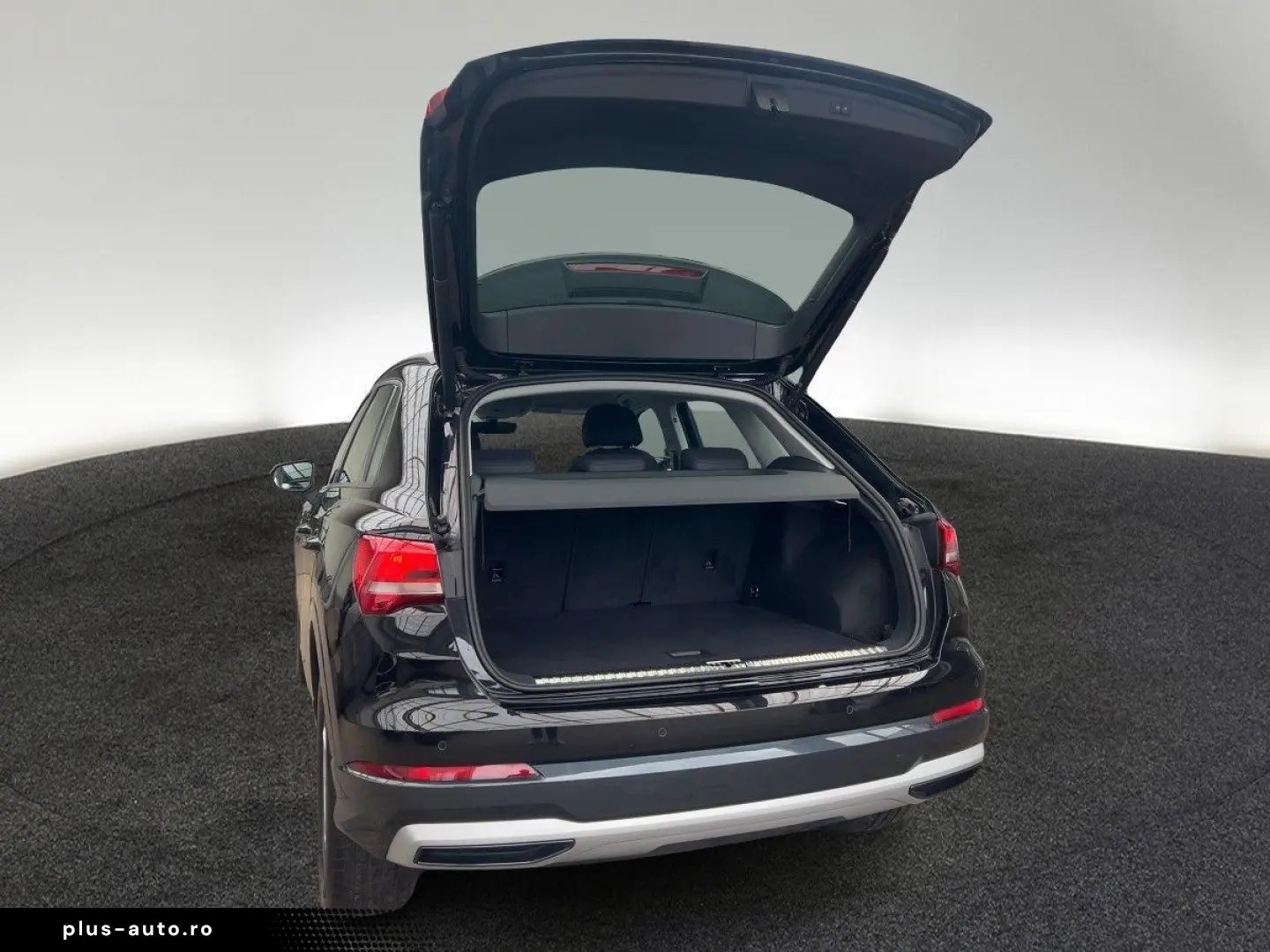 AUDI Q3 35 TFSI advanced S tronic Navi