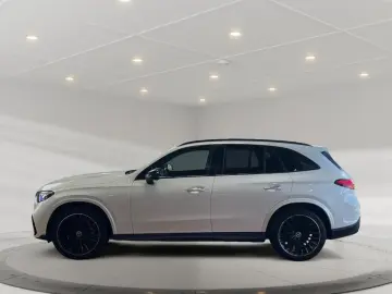 MERCEDES-BENZ GLC 300 d 4matic AMG AMG MBUX Night HUD Pano