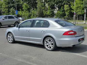 Skoda Superb Benzina 1.8 160 cp