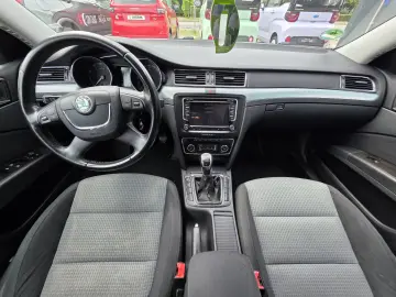 Skoda Superb Benzina 1.8 160 cp