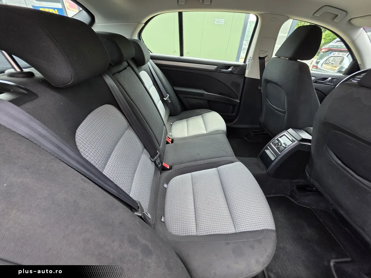 Skoda Superb Benzina 1.8 160 cp