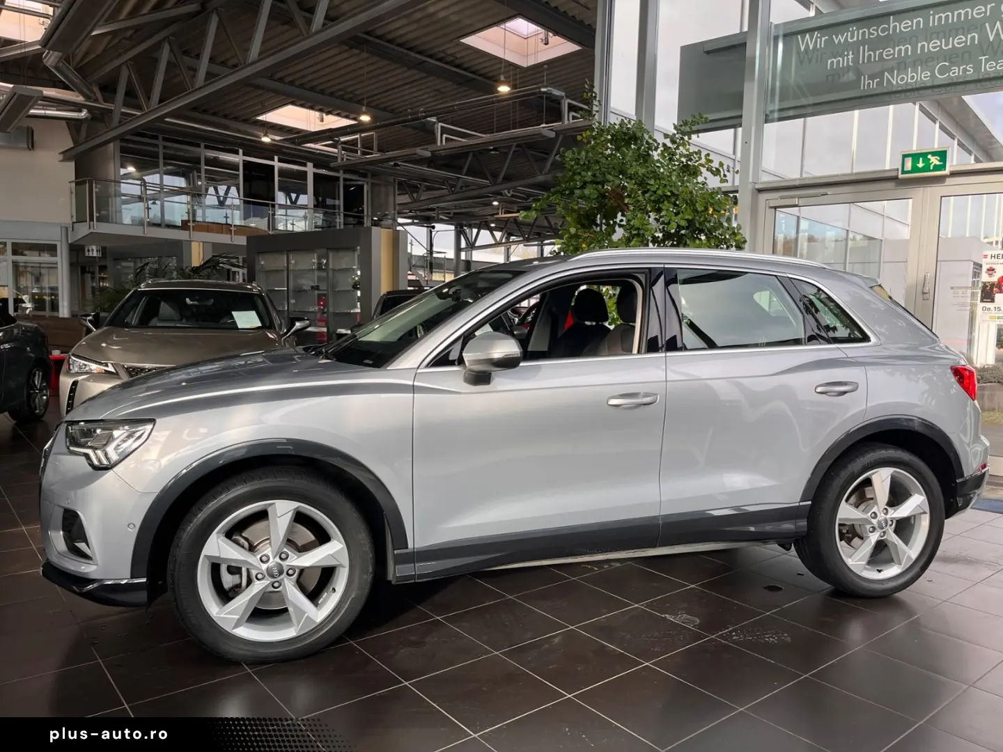 AUDI Q3 40 TFSI quattro Advanced