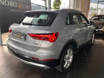 AUDI Q3 40 TFSI quattro Advanced