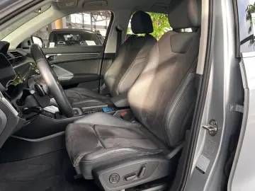 AUDI Q3 40 TFSI quattro Advanced