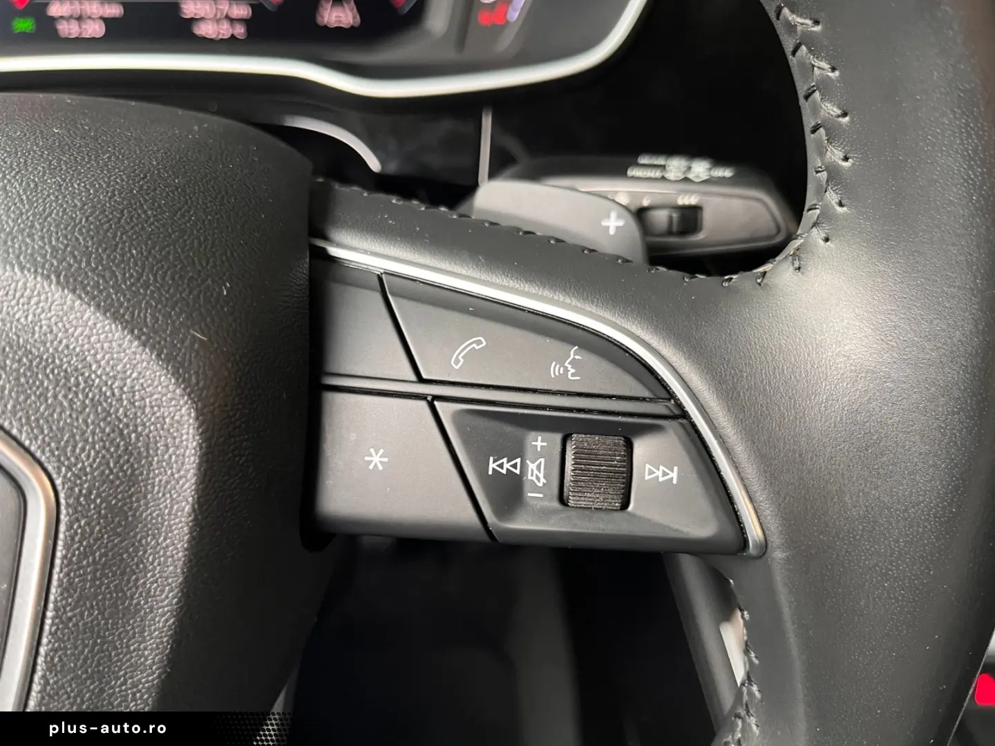 AUDI Q3 40 TFSI quattro Advanced
