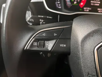 AUDI Q3 40 TFSI quattro Advanced
