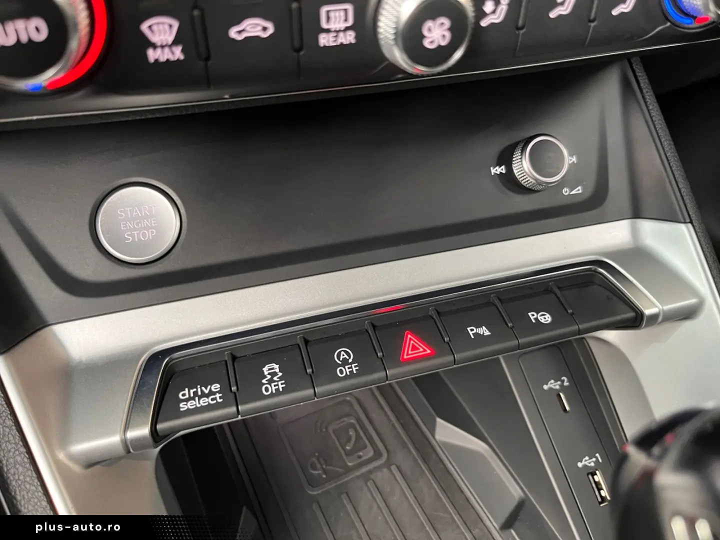 AUDI Q3 40 TFSI quattro Advanced