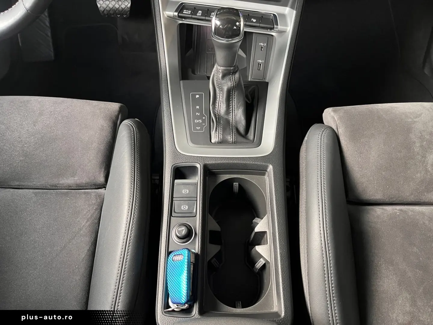 AUDI Q3 40 TFSI quattro Advanced