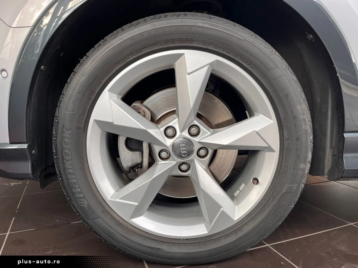 AUDI Q3 40 TFSI quattro Advanced