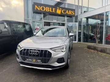 AUDI Q3 40 TFSI quattro Advanced