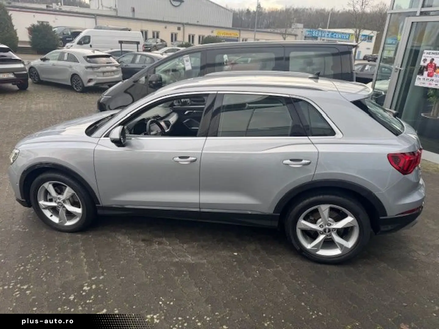 AUDI Q3 40 TFSI quattro Advanced