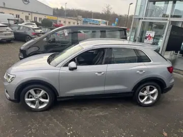 AUDI Q3 40 TFSI quattro Advanced
