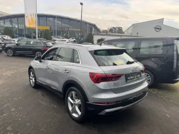 AUDI Q3 40 TFSI quattro Advanced