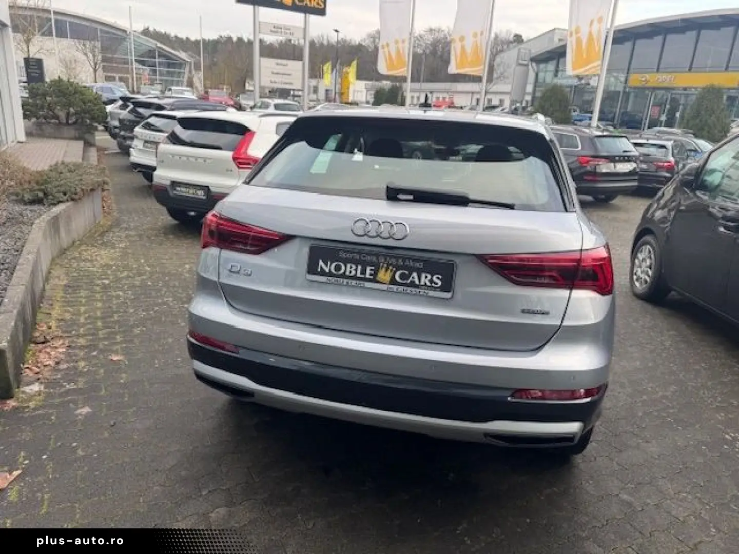 AUDI Q3 40 TFSI quattro Advanced