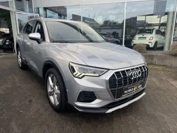 AUDI Q3 40 TFSI quattro Advanced