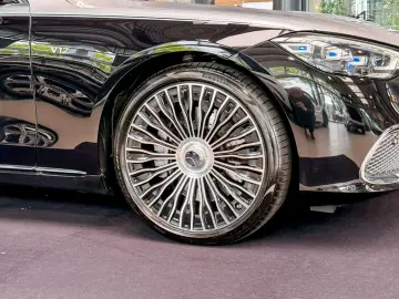 MERCEDES-BENZ S 680 MAYBACH