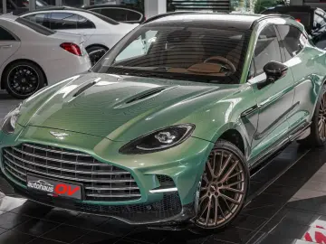 Aston Martin DBX 707   Carbonpaket   Copper Bronze