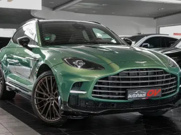 Aston Martin DBX 707   Carbonpaket   Copper Bronze
