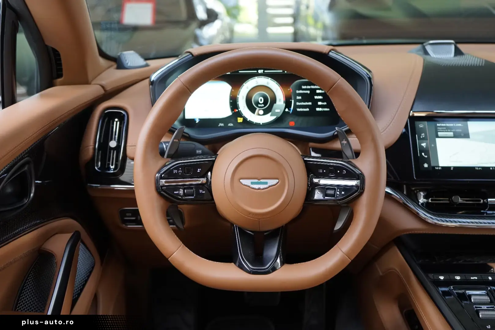 Aston Martin DBX 707   Carbonpaket   Copper Bronze