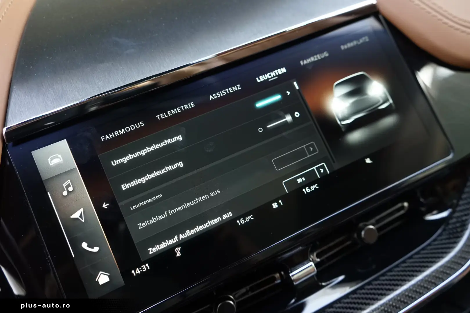 Aston Martin DBX 707   Carbonpaket   Copper Bronze