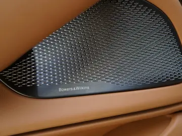 Aston Martin DBX 707   Carbonpaket   Copper Bronze