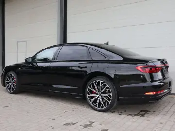 AUDI A8L 60 TFSI e lang EXCLUSIVE BLACK-PAKET B&Oadv.