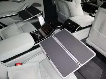 AUDI A8L 60 TFSI e lang EXCLUSIVE BLACK-PAKET B&Oadv.