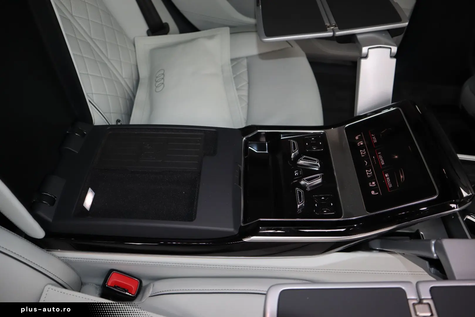 AUDI A8L 60 TFSI e lang EXCLUSIVE BLACK-PAKET B&Oadv.