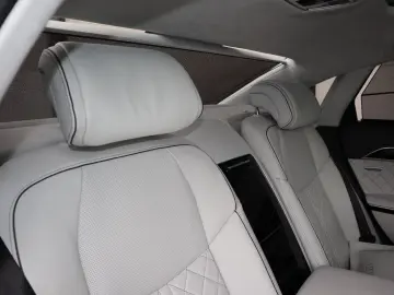 AUDI A8L 60 TFSI e lang EXCLUSIVE BLACK-PAKET B&Oadv.