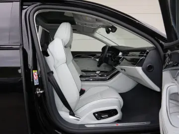 AUDI A8L 60 TFSI e lang EXCLUSIVE BLACK-PAKET B&Oadv.