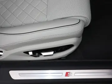 AUDI A8L 60 TFSI e lang EXCLUSIVE BLACK-PAKET B&Oadv.