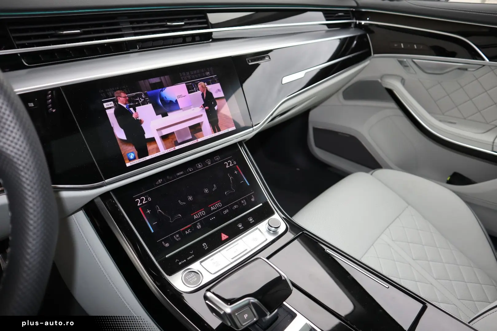AUDI A8L 60 TFSI e lang EXCLUSIVE BLACK-PAKET B&Oadv.