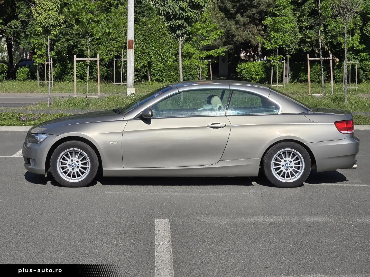 BMW 320i 2.0 benzina 170cp Cabrio simplu aspirat 1