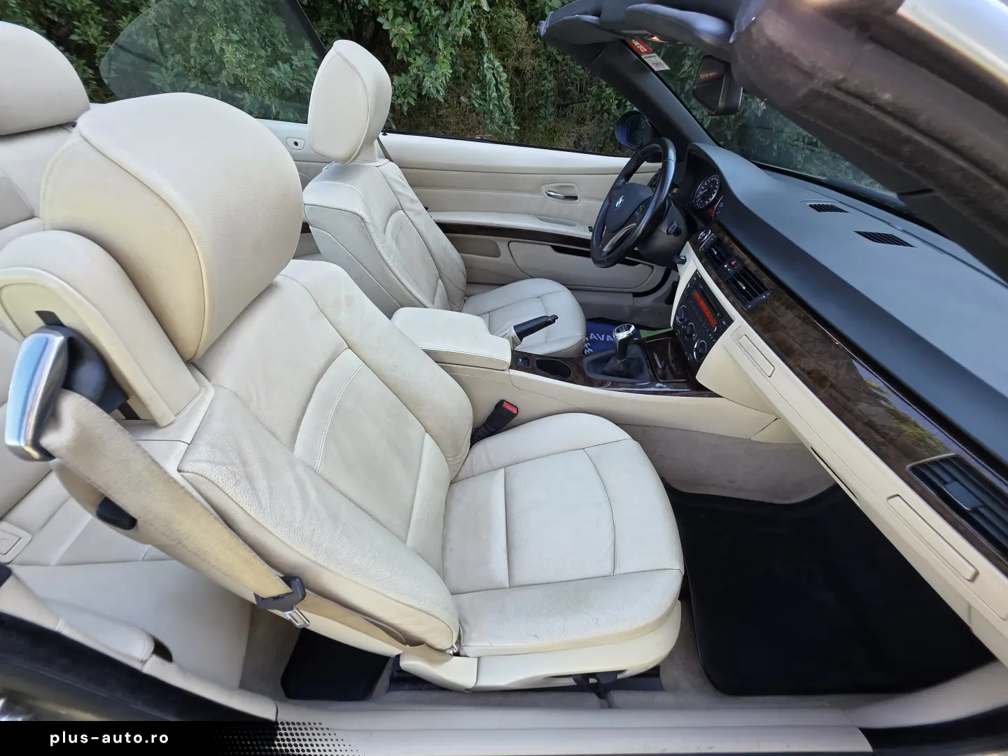 BMW 320i 2.0 benzina 170cp Cabrio simplu aspirat 1