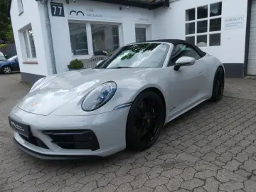 PORSCHE 911 Carrera GTS Cabriolet  1.Hd.  Lift  Matrix..