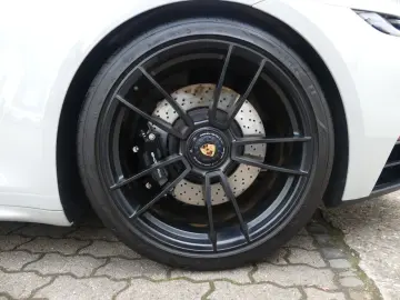 PORSCHE 911 Carrera GTS Cabriolet  1.Hd.  Lift  Matrix..