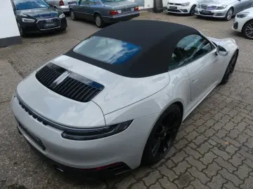 PORSCHE 911 Carrera GTS Cabriolet  1.Hd.  Lift  Matrix..